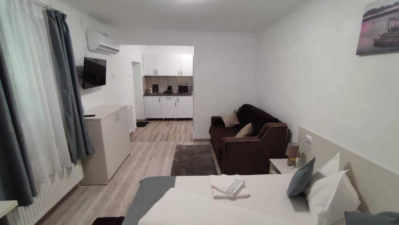 Casa Laur Hotell Băile Felix Exteriör bild